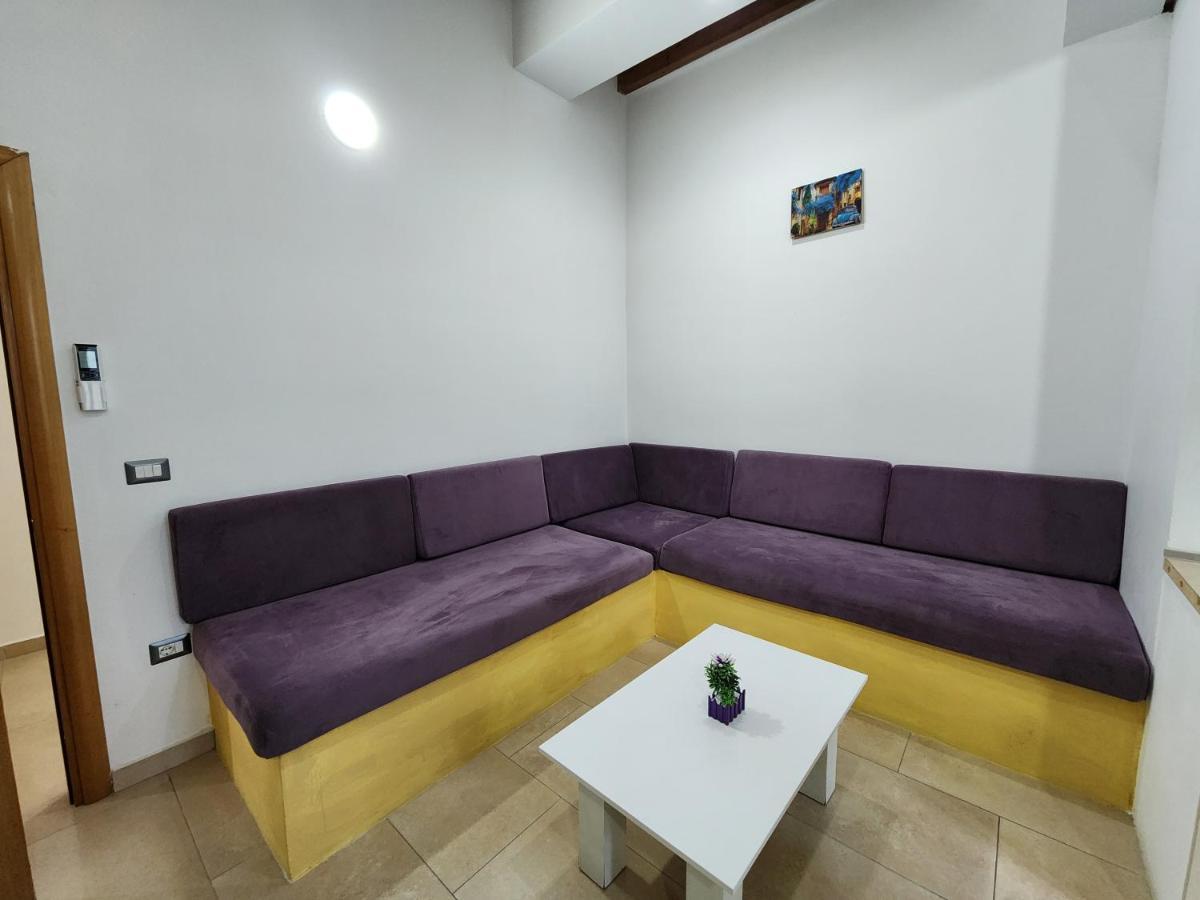 Blue Apartments Vlore Luaran gambar