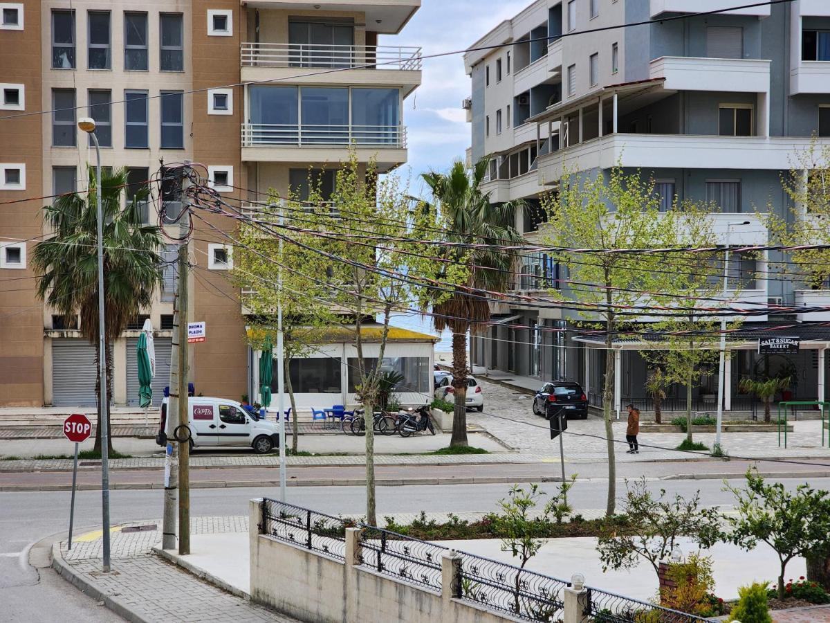 Blue Apartments Vlore Luaran gambar