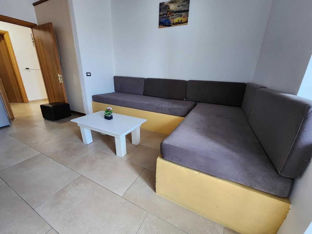 Blue Apartments Vlore Luaran gambar
