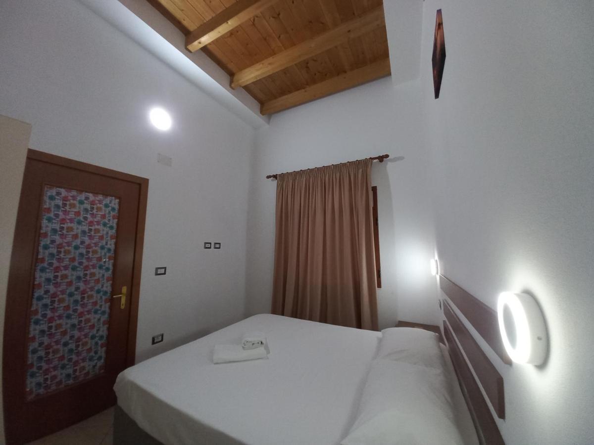 Blue Apartments Vlore Luaran gambar