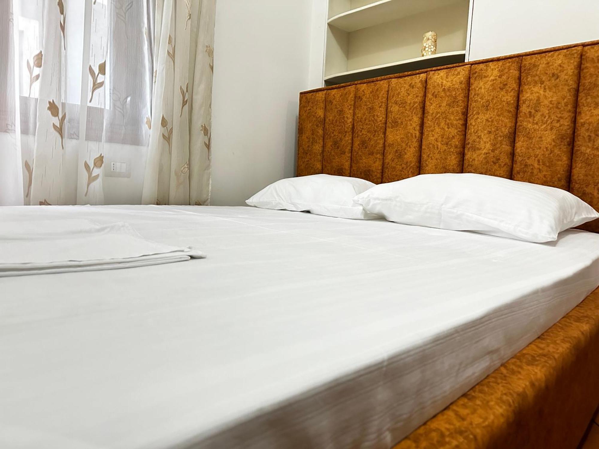 Blue Apartments Vlore Luaran gambar