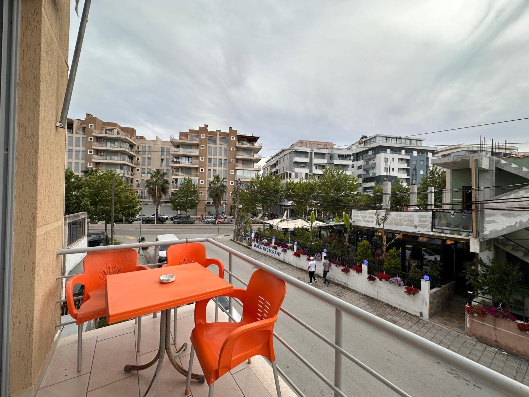 Blue Apartments Vlore Luaran gambar